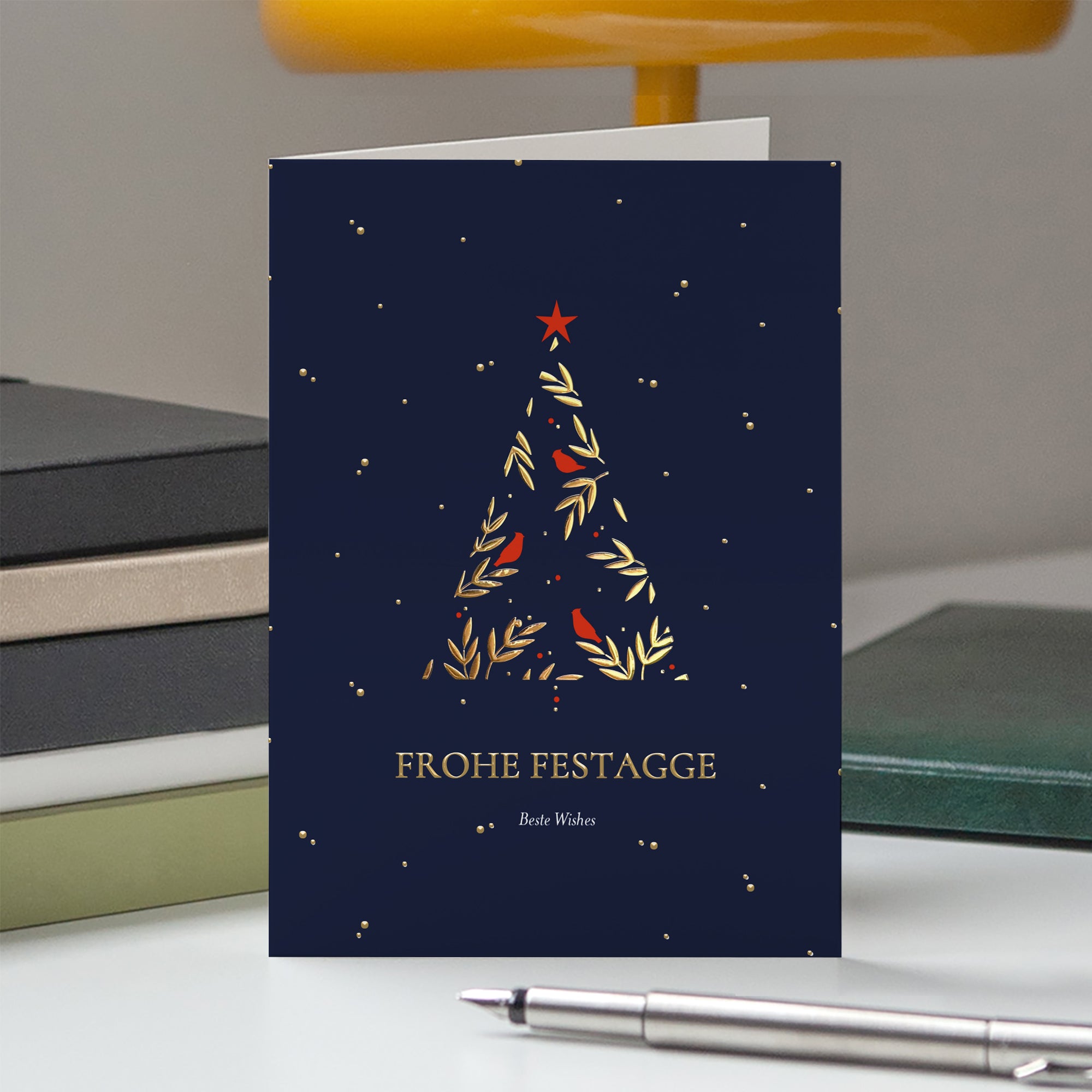 Verzauberter Tannenbaum | Weihnachtskarte mit goldener Prägung • Hochformat klappbar photo N° 5