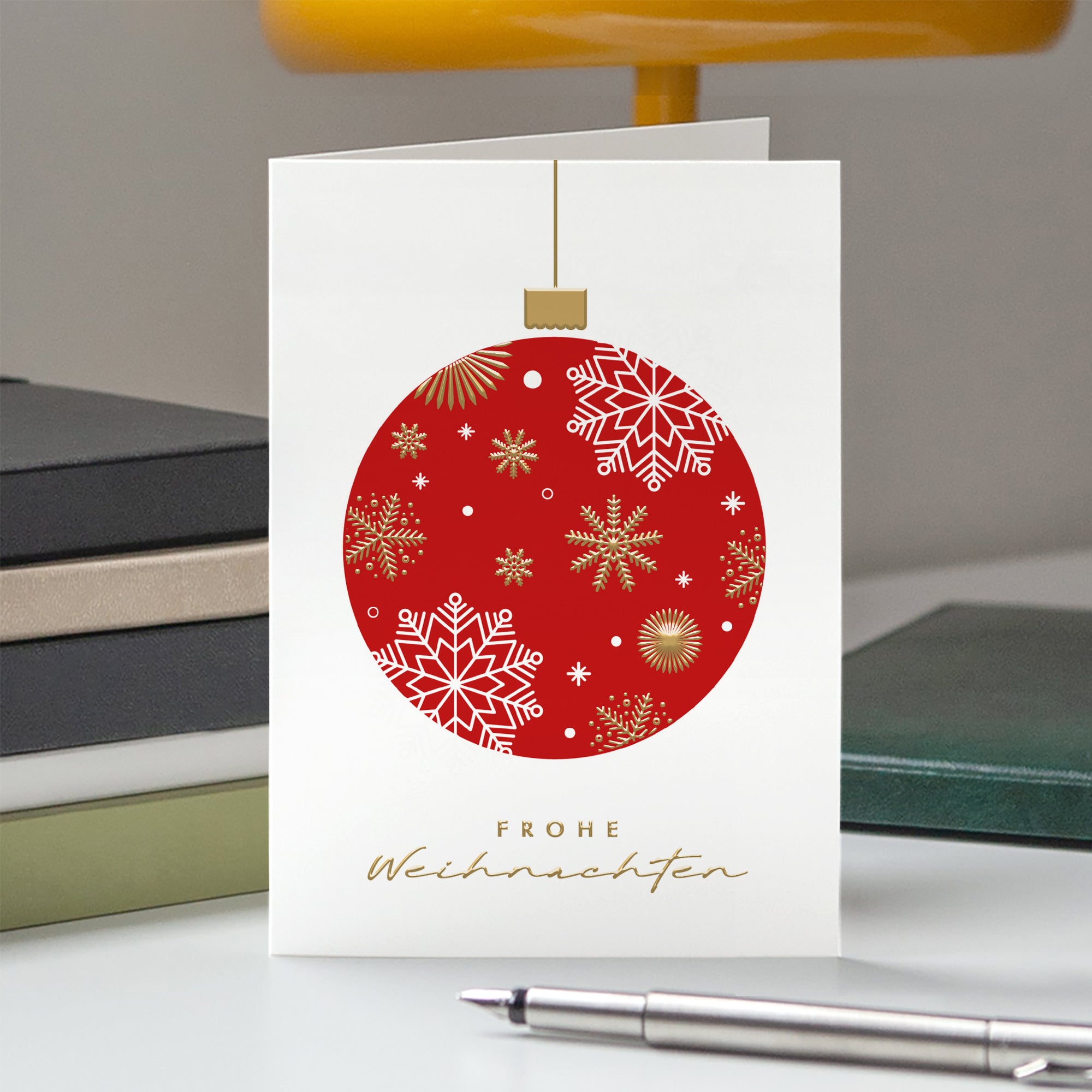 Goldene Schneeflocken | Weihnachtskarte mit goldener Prägung • Hochformat klappbar photo N° 5
