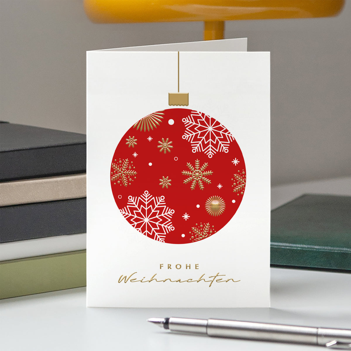Goldene Schneeflocken | Weihnachtskarte mit goldener Prägung • Hochformat klappbar photo N° 5